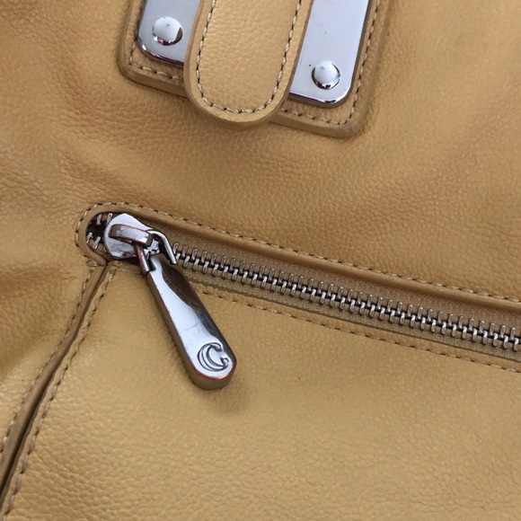 “C” yellow color shoulders Bag - Picture 8 of 14